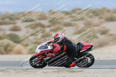 media/May-05-2025-Moto Forza (Mon) [[3c1838c5e5]]/2-B Group/Session 3 (Panning Test Turn 14 Inside)/